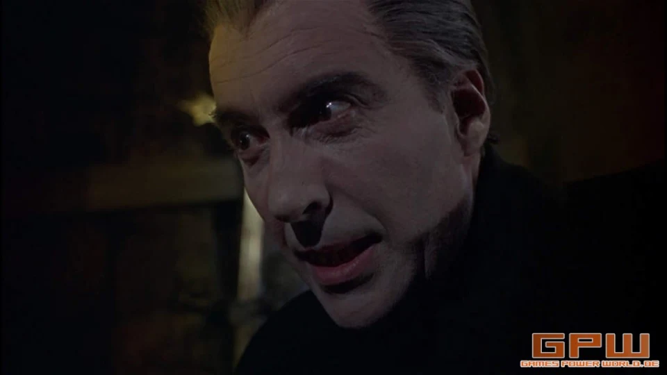Draculas Rückkehr (Dracula Has Risen from the Grave)